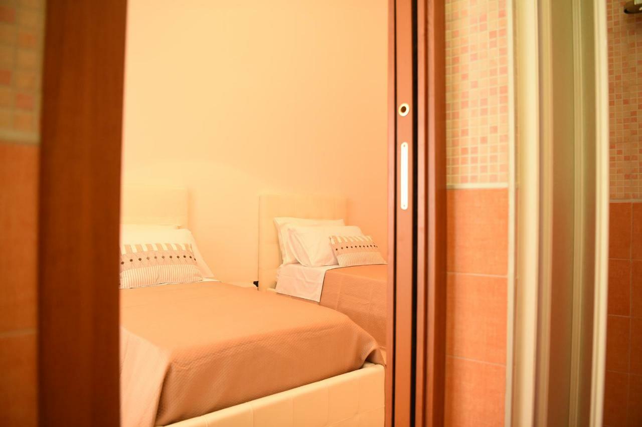 B&B Bonnes Suites Neapel Exteriör bild